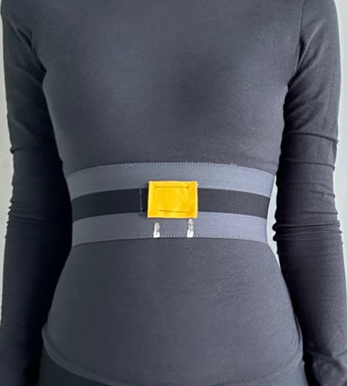 A screen-printed prototype of the tribovoltaic textile for physiological monitoring